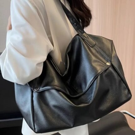 weekend wanderlust wardrobe